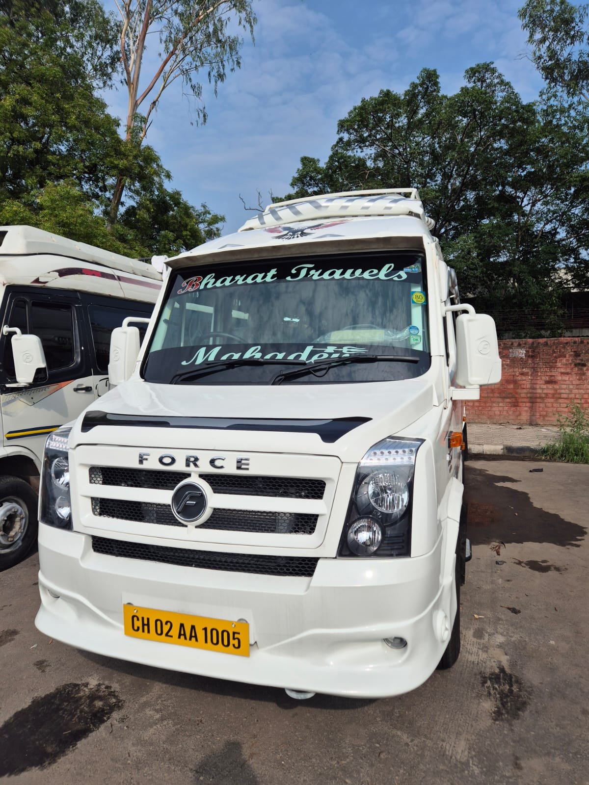 9 Seater Tempo Traveller Hire in Chandigarh