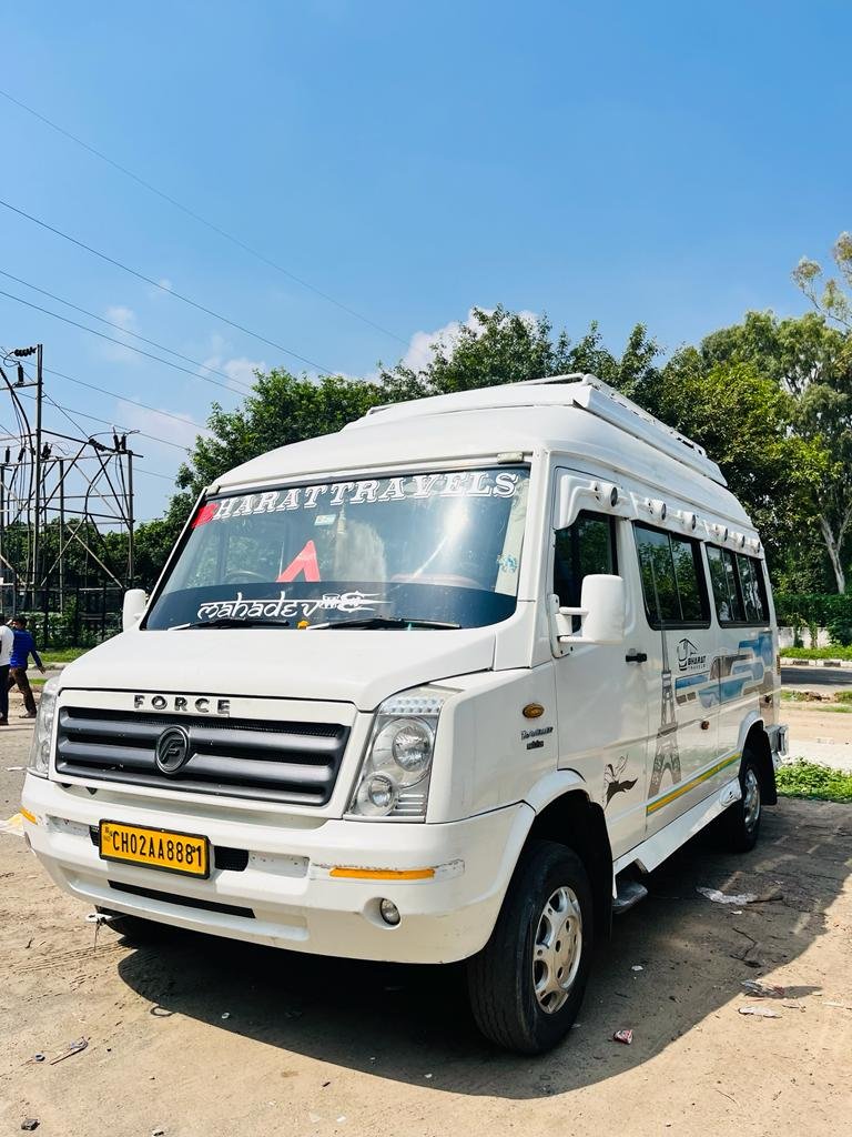24 Seater Tempo Traveller Hire in Chandigarh